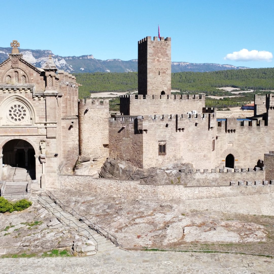 Un viaje por la historia y la cultura descubriendo el Castillo de Javier